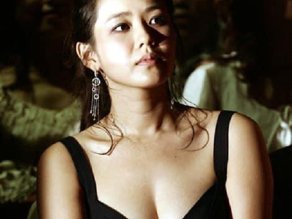 Loạt hình triệu view cách đây chục năm của Son Ye Jin bất ngờ bị "đào mộ", vòng 1 quyến rũ bức thở là đây