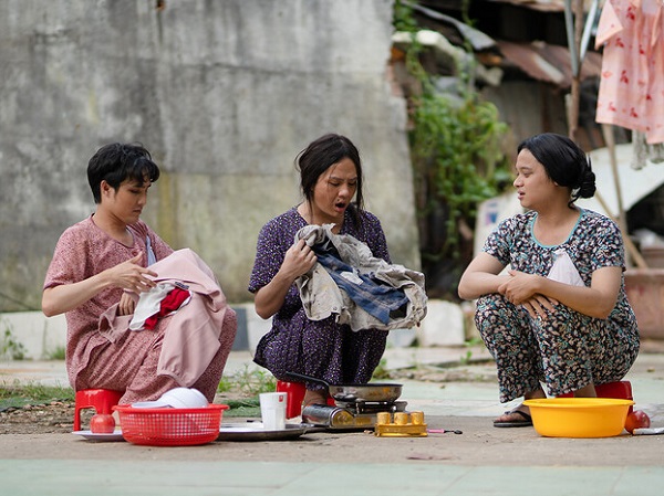 'Tắt tiếng' của Huỳnh Lập - Duy Khánh- Lê Nhân 'cà khịa' CĐM: Từ chuyện Đông Nhi đi đẻ đến cứu trợ mùa lũ
