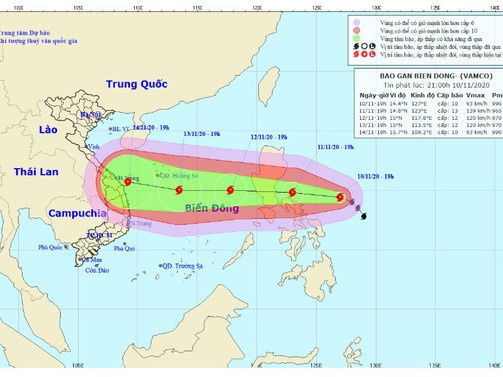 Bão Vamco di chuyển nhanh áp sát biển Đông, gió giật tới cấp 16