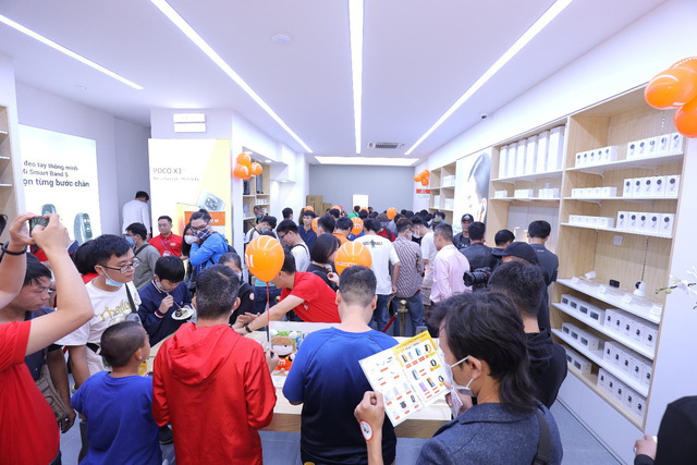 Xiaomi khai trương cửa hàng Mi Store ủy quyền tại Hà Nội