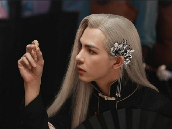 Hậu 'bể kèo' Nước chảy hoa trôi, Nguyễn Trần Trung Quân sắp 'phục thù' bằng dự án cổ trang mới?