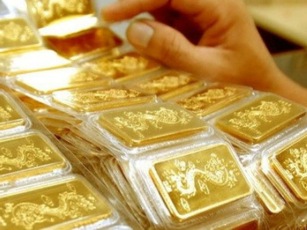 Vượt qua cú tụt bất ngờ, vàng hướng lên 60 triệu đồng/lượng