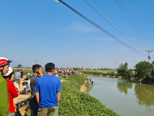 Phát hiện thi thể nam thanh niên dưới kênh sau 2 ngày mất tích