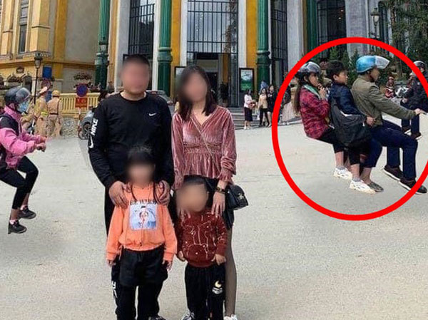 Đăng ảnh gia đình đi du lịch nhờ xóa hộ xe máy đằng sau, khổ chủ khóc thét khi nhận thành phẩm trong khi dân tình cười ngặt nghẽo
