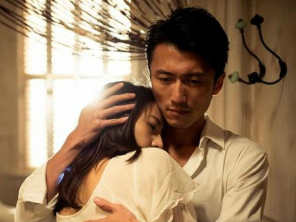 Nửa đêm về nhà thấy con nằm khóc khản cổ, tôi bủn bủn nhìn việc vợ đang làm dưới bếp