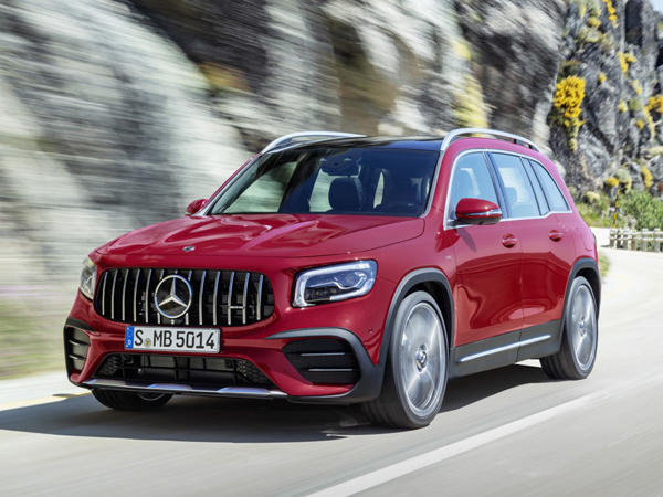 Mercedes-AMG GLB 35 chính hãng chào hàng dân chơi Việt: SUV 7 chỗ mini lắp động cơ khủng