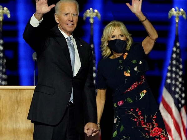 Chồng đắc cử tổng thống, váy bà Jill Biden mặc lập tức sold out