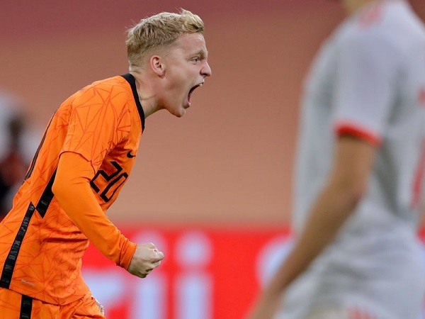 Van de Beek giúp Hà Lan thoát thua Tây Ban Nha