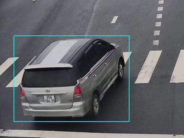 Bắt kẻ đi ôtô 'cứu trợ miền Trung' lừa cụ bà 83 tuổi lấy vàng và 6,5 triệu đồng