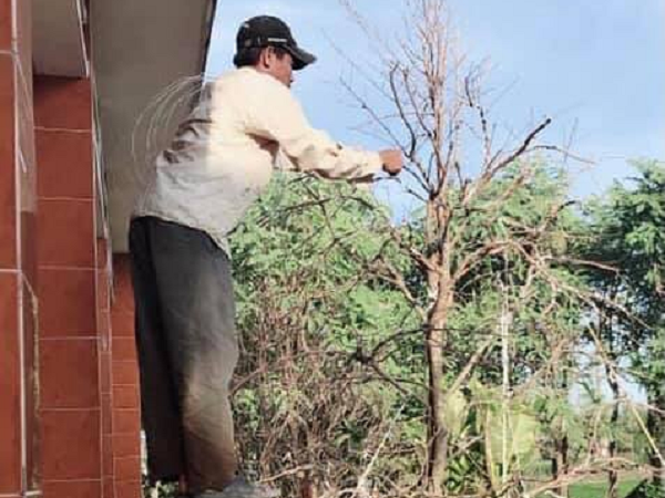 Cô gái kể chuyện gia đình chắp vá và cha dượng '100 người có một', bí mật cuối cùng khiến tất cả lặng người