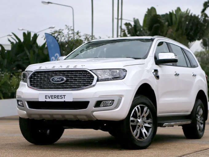Ford Everest 2021 về Việt Nam cuối tháng 11: Đẹp hơn, nâng cấp để bám đuổi Hyundai Santa Fe và Toyota Fortuner