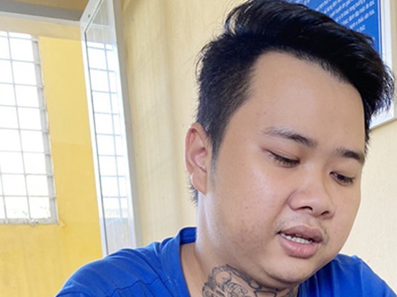 Phát hiện đường dây ma túy khi kiểm tra hàng ký gửi