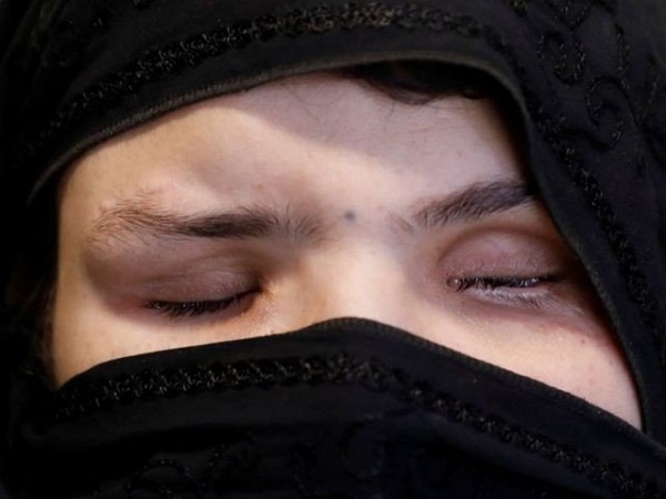 Người cha thuê Taliban đâm mù mắt con gái và lý do lạ lùng phía sau
