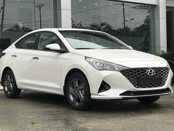 Lộ diện Hyundai Accent 2021 vừa về đại lý, 'ngáng đường' Toyota Vios
