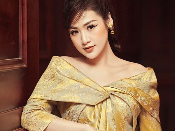 Á hậu Tú Anh phản ứng thế nào về nhận định 'Hoa hậu, Á hậu ở Việt Nam chỉ toàn vô tích sự'?
