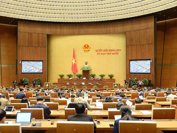 Nhiều đại biểu phản đối tách Luật Giao thông đường bộ