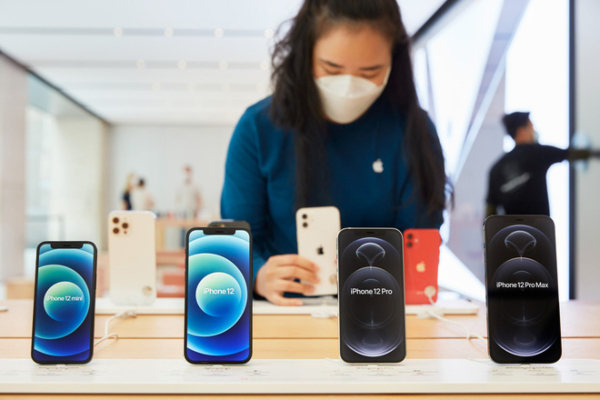 Thương gia Việt 'ghẻ lạnh' iPhone 12 mini: iPhone 12 Pro Max bày bán tràn lan, iPhone 12 mini không một ai dám nhập