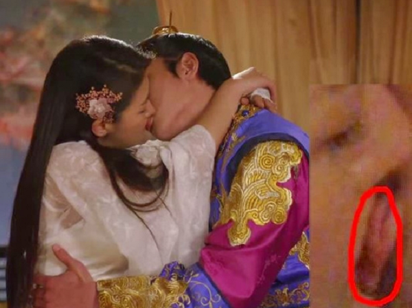 Ha Ji Won đóng phim hơn 20 năm nhưng cứ diễn cảnh hôn là tan nát, Ji Chang Wook - 'nàng cháo' Kim So Eun cũng tệ không kém