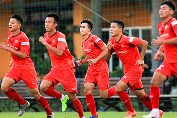 Vì Covid-19, ĐTQG Việt Nam chọn đá giao hữu với đàn em U22