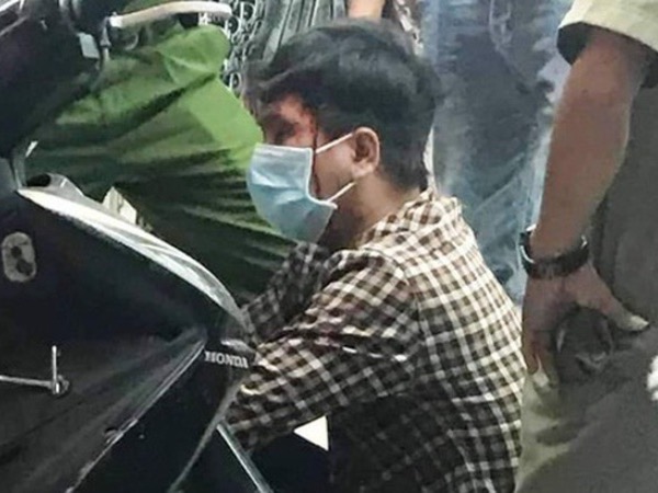 Đang bị truy nã vẫn đi cướp giật tài sản