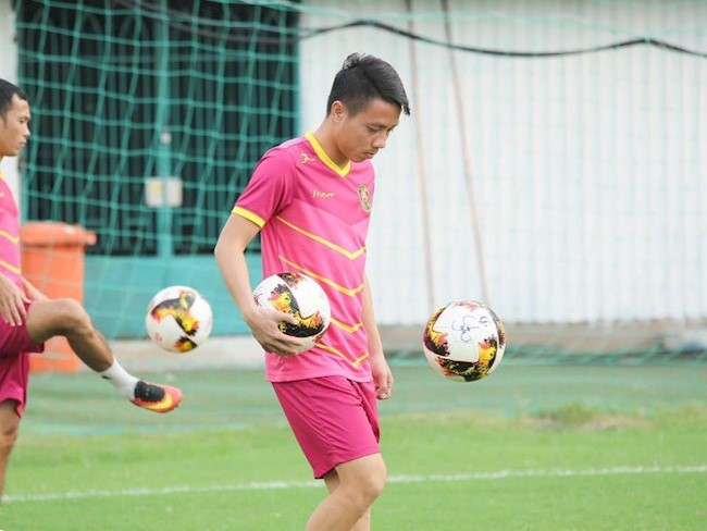Ngọc Duy giải nghệ, Sài Gòn 'sạch bóng' quân bầu Hiển