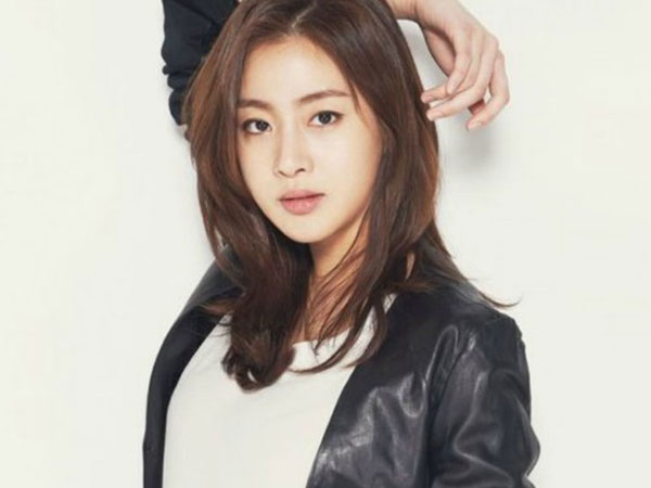 Tình cũ Hyun Bin mang thai con đầu lòng sau 3 tháng kết hôn