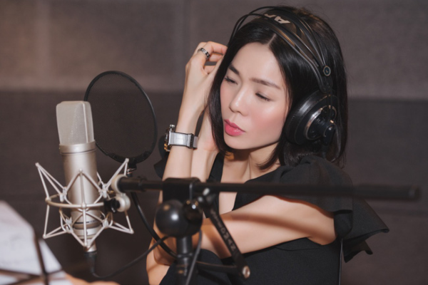 Động thái mới nhất của Lệ Quyên trở lại sau ồn ào ly hôn khiến khán giả ủng hộ 'rần rần'