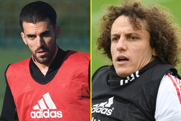 David Luiz đấm Ceballos chảy máu mũi trên sân tập