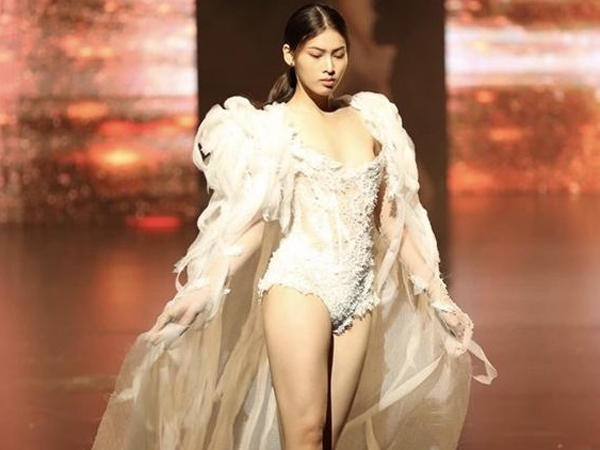Á hậu 2 Ngọc Thảo lộ ảnh quá khứ đi diễn nội y trong show của Vũ Khắc Tiệp