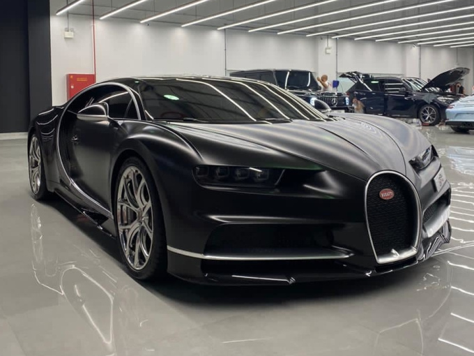 Doanh nghiệp Việt chào bán siêu phẩm Bugatti Chiron: Hàng hiếm với dàn áo carbon, mức giá gần 70 tỷ đồng 'rẻ' sốc