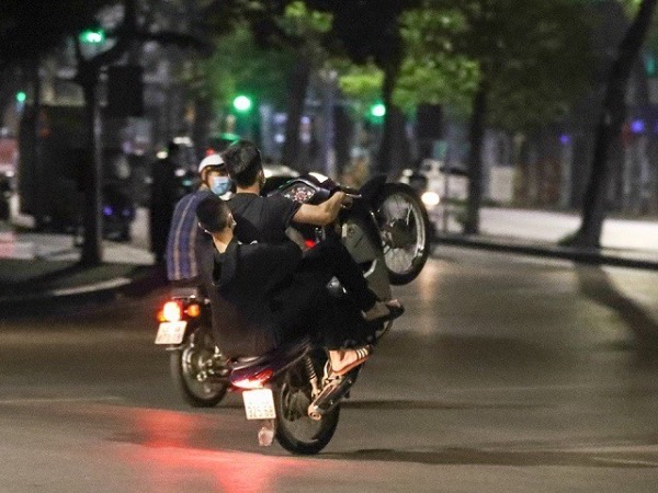 Nhóm 'quái xế' đường phố bị kháng nghị tăng nặng