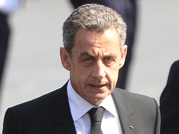 Cựu Tổng thống Pháp Sarkozy ra tòa vì cáo buộc tiêu cực trong tranh cử