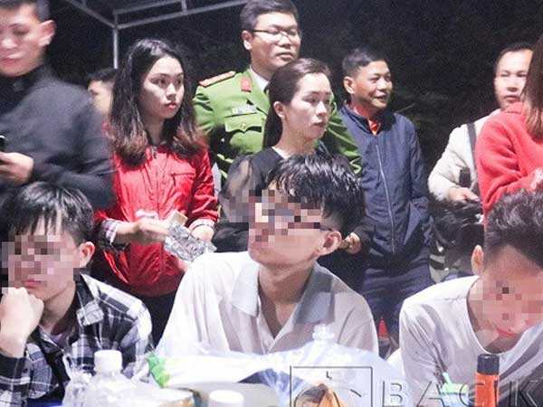Đi dã ngoại, 27 học sinh trường chuyên bị lạc trong rừng