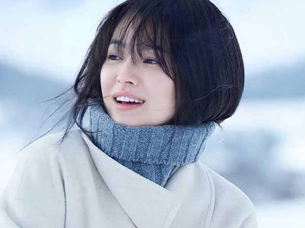 Song Hye Kyo ám chỉ điều gì khi vừa chia sẻ: 'Ngay cả khi rời khỏi thế giới này... tình yêu là thứ duy nhất chúng ta có thể mang đi'