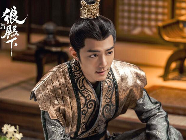 Rút kinh nghiệm từ 'Lang điện hạ', Tiêu Chiến càng ít cơ hội góp mặt trong 'Khánh dư niên 2'