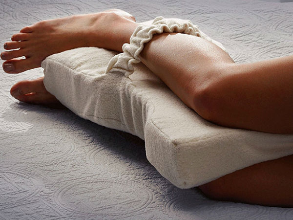 Kẹp gối giữa hai chân rồi đi ngủ, sáng dậy chị em chắc chắn hưởng được 5 lợi ích hiếm có, tốt tựa vị thuốc quý