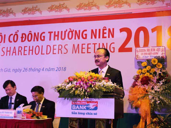 Ra tay nghìn tỷ, đại gia bí ẩn thâu tóm ngân hàng 1 thời của bầu Thắng