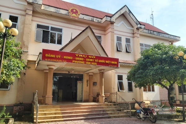 10 năm giữ chức, chỉ huy quân sự không có bằng tốt nghiệp THPT