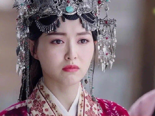 Đường Yên diễn lép vế thấy rõ trước Xa Thi Mạn ở Yến Vân Đài, netizen thất vọng vì tiểu hoa 8X mãi không tiến bộ
