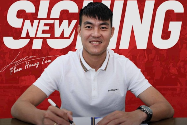 CLB TPHCM chiêu mộ thành công cựu trung vệ U23 Việt Nam