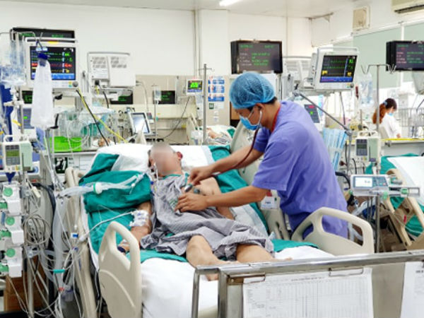 Bác sĩ BV Bạch Mai cảnh báo: Nhiều người đang gây nguy hại cho chính mình vì 1 thói quen xấu khó bỏ