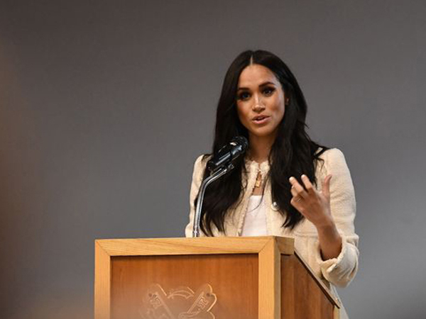 Meghan ôm nỗi đau sảy thai nhiều tháng trước khi công khai