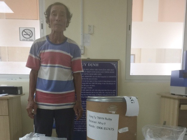 'Cửu vạn' 60 tuổi vác hơn 10 kg ma tuý từ Campuchia vào Việt Nam