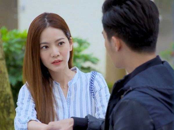Cưới cô vợ một đời chồng, đêm tân hôn tôi choáng nặng khi lật chăn
