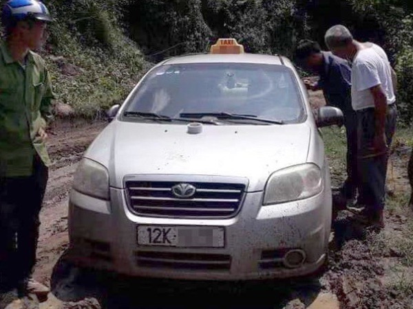 Tử hình 3 người Trung Quốc sát hại tài xế taxi, ném xác xuống sông
