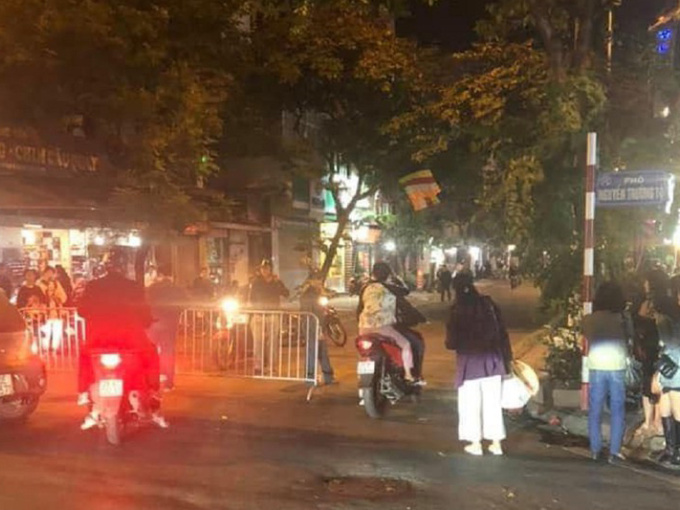 Hà Nội: Khoanh vùng cả khu phố vì phát hiện quả bom ở phố Cửa Bắc