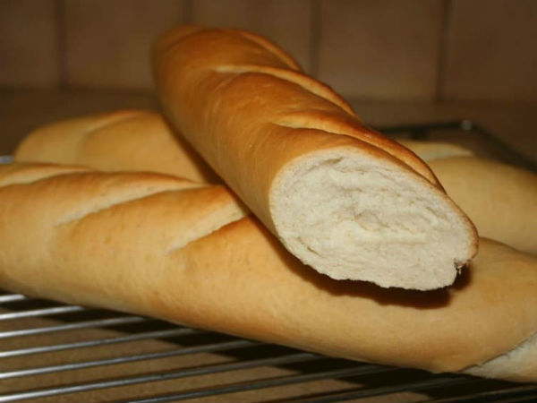 Giải mã tin đồn thói quen ăn sáng bằng bánh mì có thể gây ung thư vú: Nghe chuyên gia phân tích, bạn sẽ phải thay đổi thói quen sống gấp