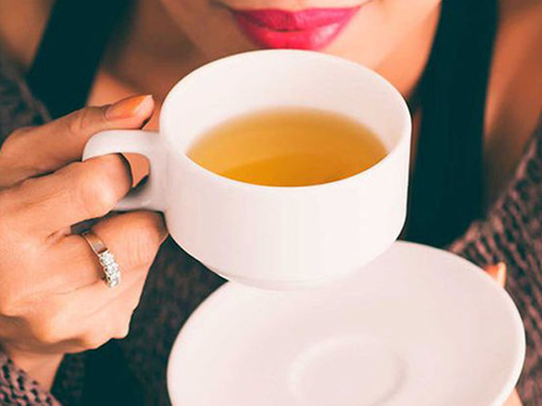 Bảo vệ sức khỏe vào mùa đông chỉ cần 'ăn nhiều 1 rau, 2 việc đúng giờ, tránh 3 quả và làm 4 điều'