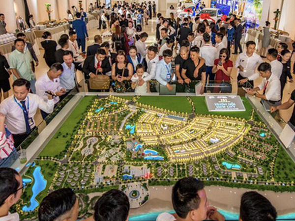 Giá nhà tăng vì thủ tục pháp lý nhiêu khê