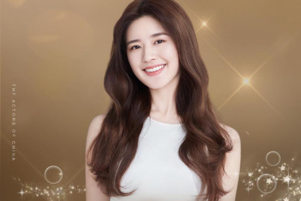 Dậy sóng vì 'Diễn viên giỏi webdrama': Triệu Lộ Tư bị mắng mặt đơ, 'mỹ nữ 4.000 năm' Cúc Tịnh Y cũng vào chung hội
